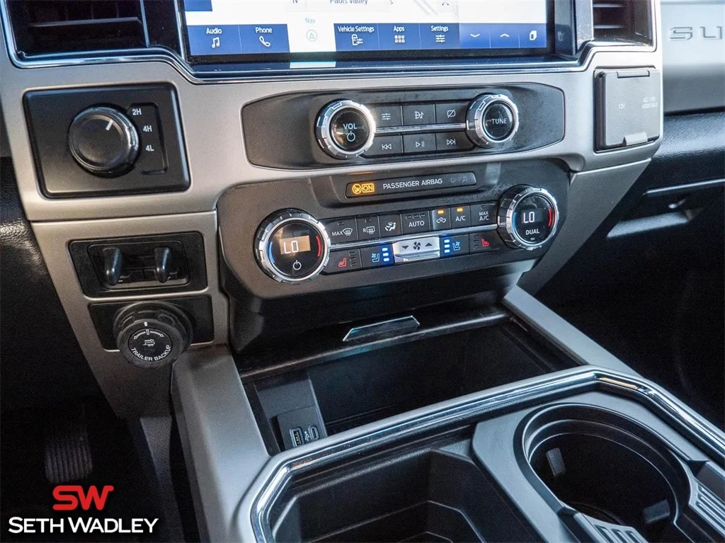 2022 Ford — photo 41