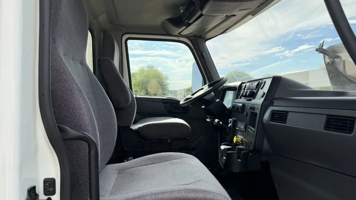 2020 International MV in Phoenix, AZ — photo 11