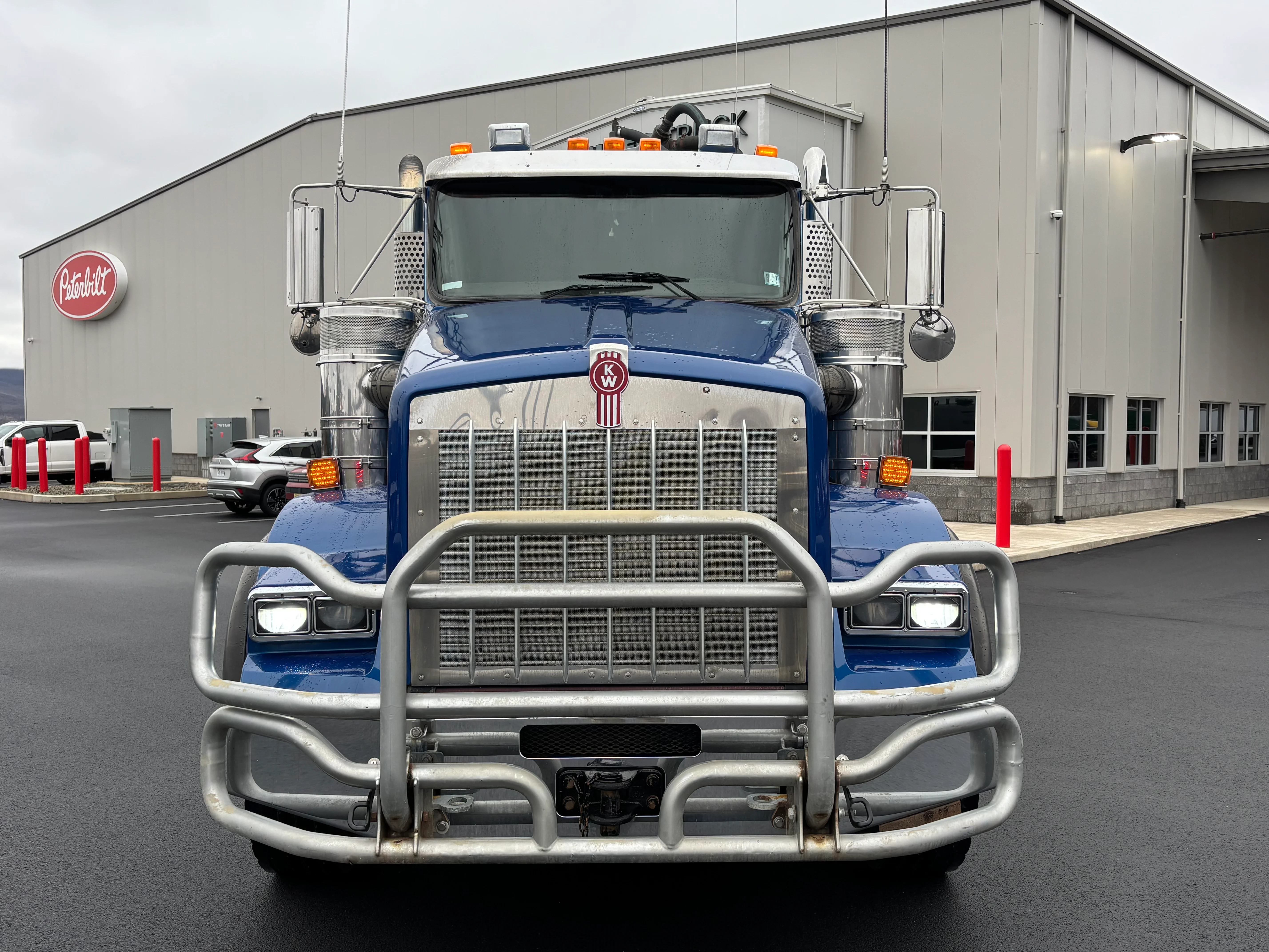 2019 Kenworth T800 - image 8
