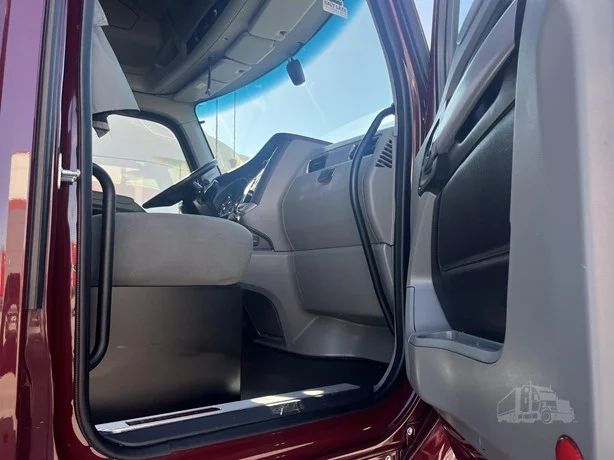 2022 Kenworth T680 in Salt Lake City, UT — photo 20
