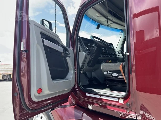 2022 Kenworth T680 in Salt Lake City, UT — photo 19