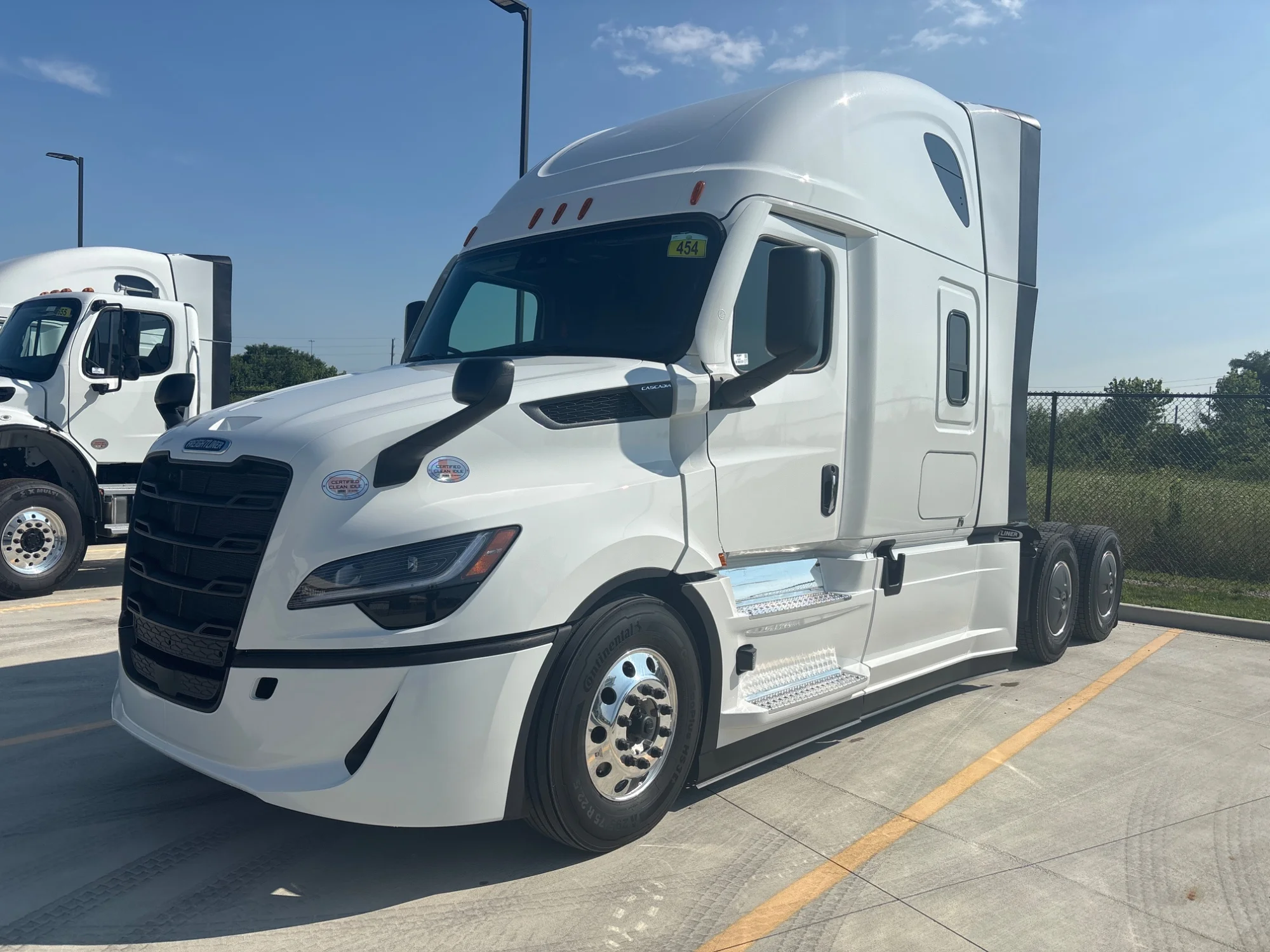 2027 Freightliner Cascadia