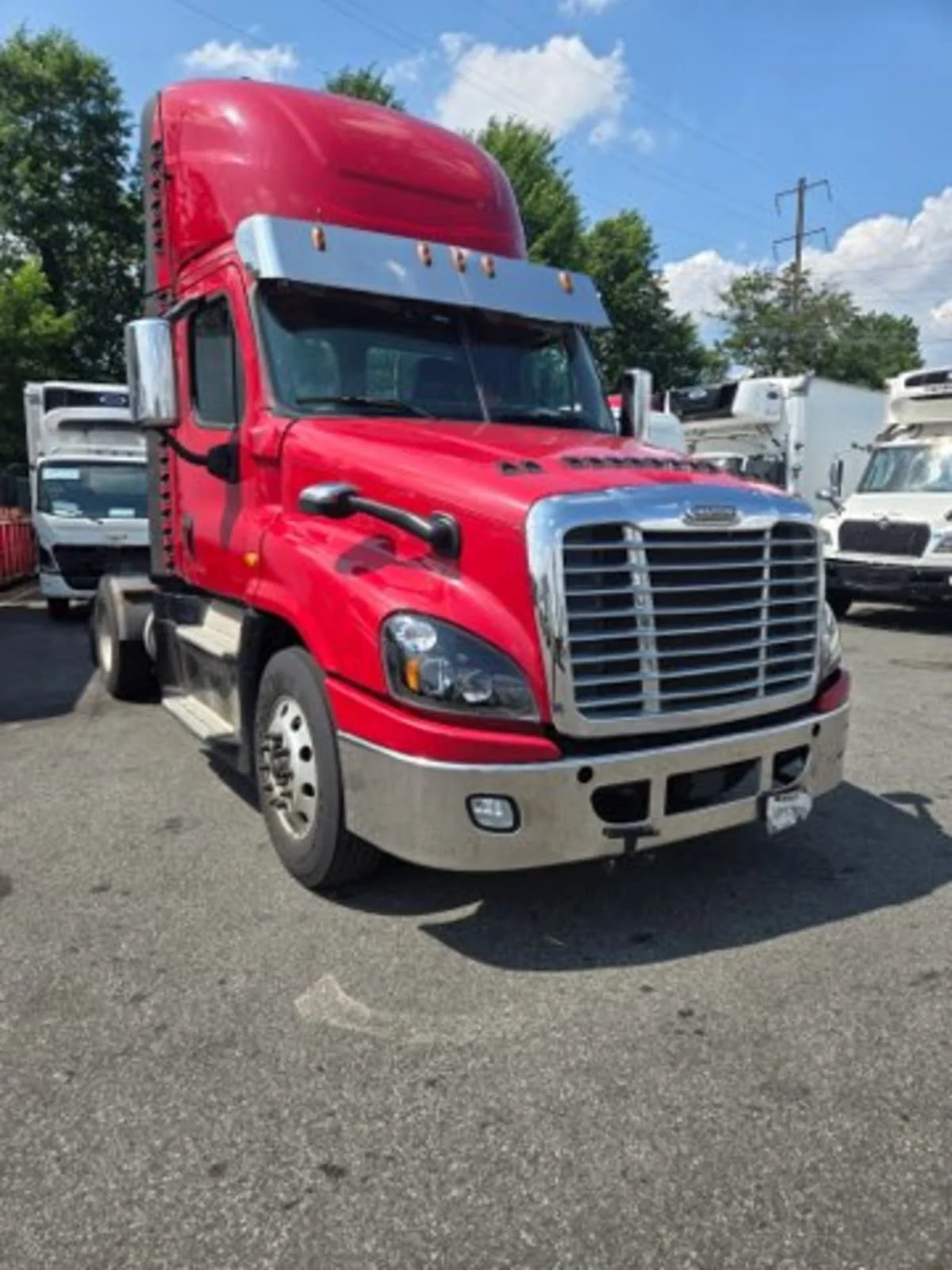 2019 Freightliner Cascadia in Newark, NJ — photo 3