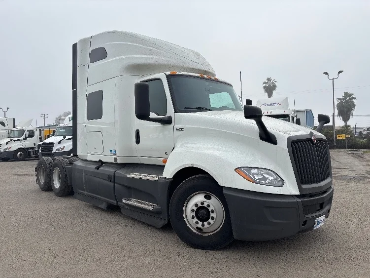 2023 International LT in West Sacramento, CA