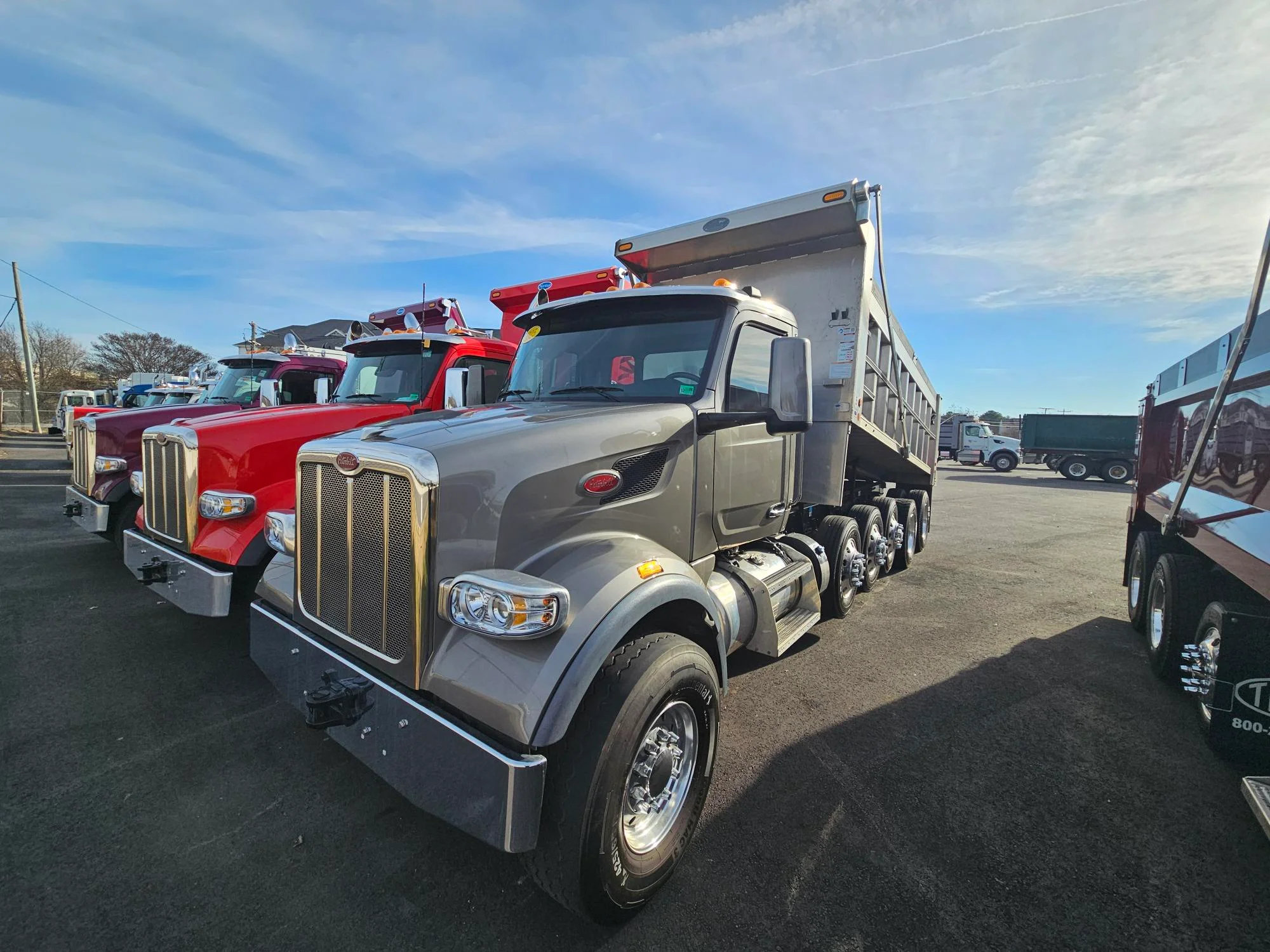 2025 Peterbilt 567 in Chesapeake, VA — photo 2