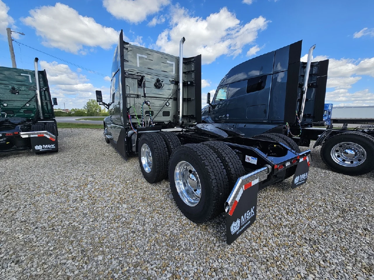 2025 Volvo in Toledo, OH — photo 4