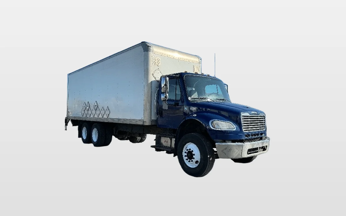 2018 Freightliner M2 106 - image 1