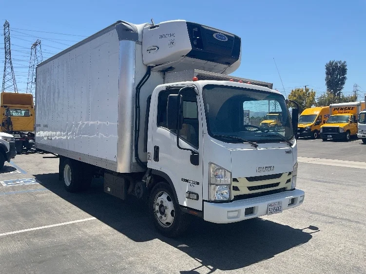 2020 Isuzu NRR