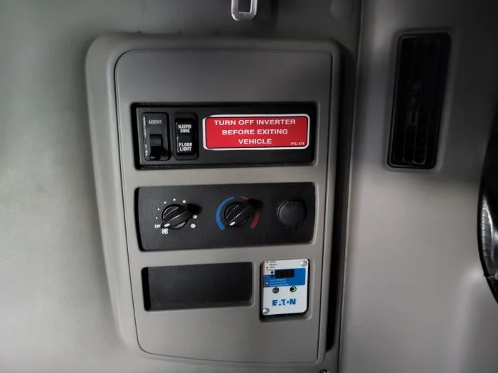2023 International LT — photo 12