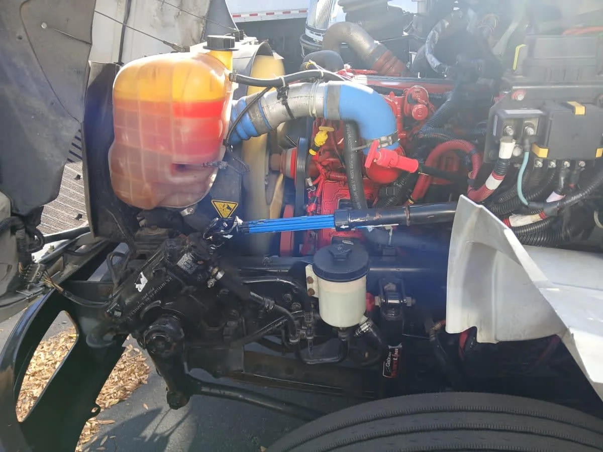 2019 International 4300 - image 9