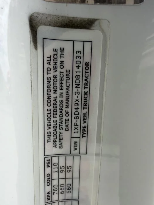 2022 Peterbilt 579 — photo 28