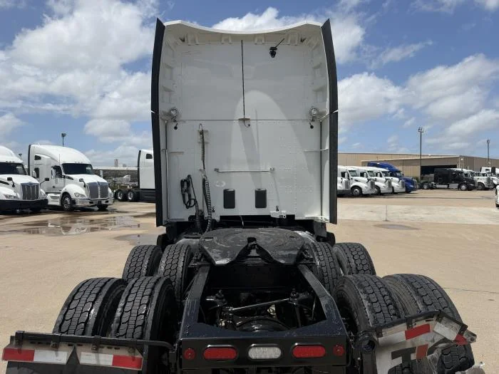 2022 Peterbilt 579 — photo 5