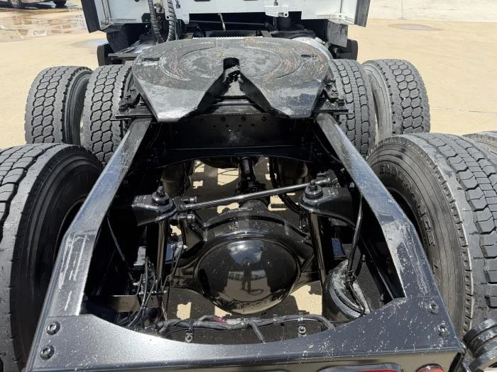 2022 Peterbilt 579 — photo 14
