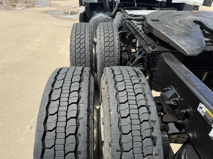 2022 Peterbilt 579 — photo 13