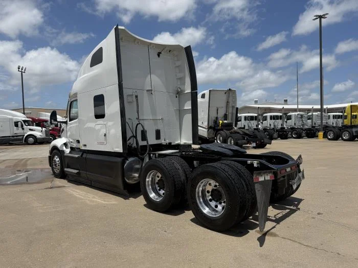 2022 Peterbilt 579 — photo 4