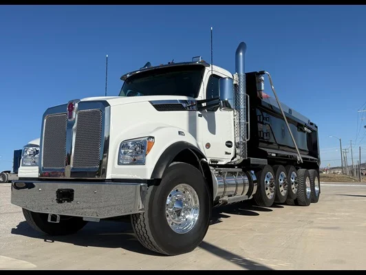 2027 Kenworth T880 in Tulsa, OK — photo 2