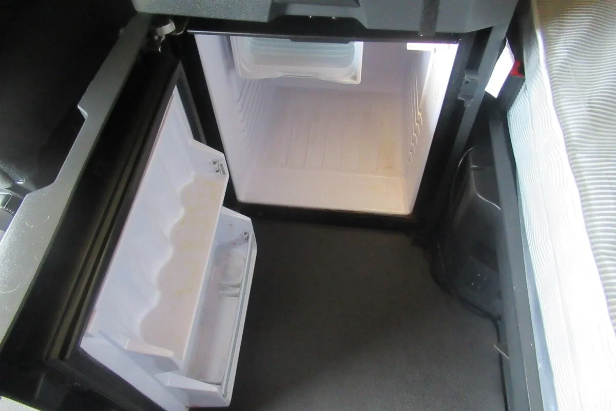 2021 Freightliner Cascadia — photo 27