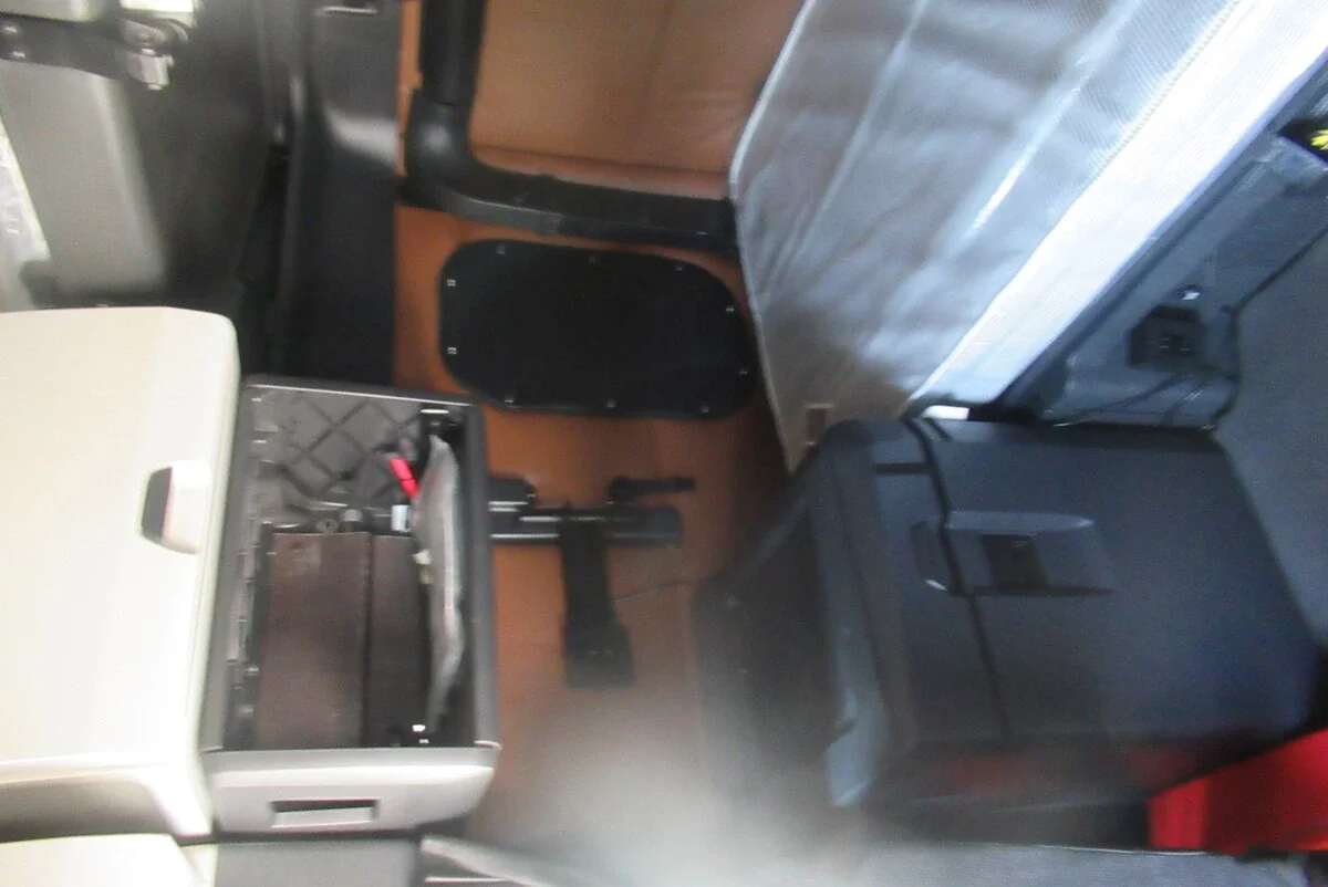 2021 Freightliner Cascadia — photo 26