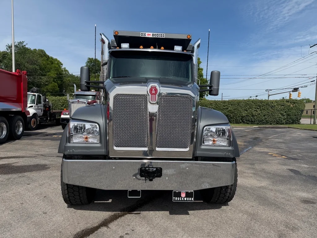 2027 Kenworth T880 in Mobile, AL — photo 3