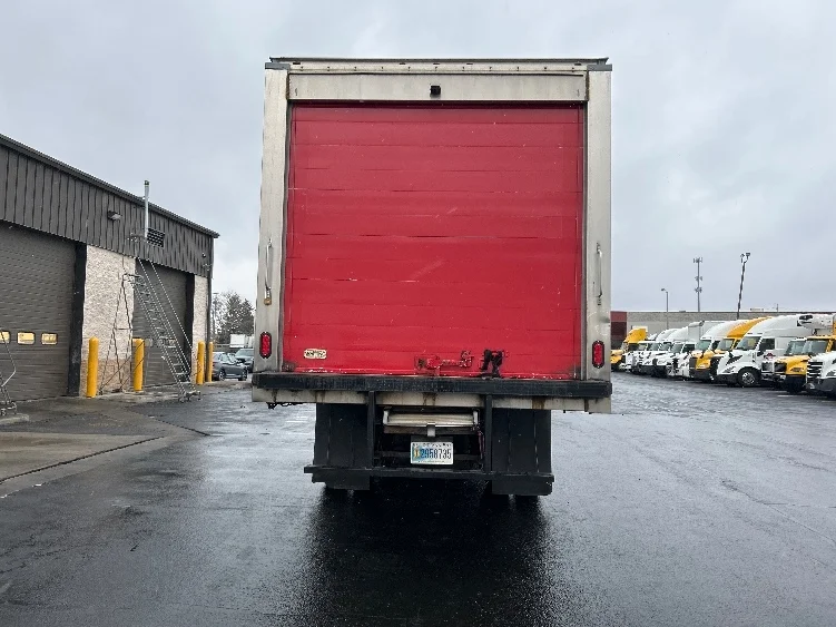 2019 Freightliner M2 106 - image 7