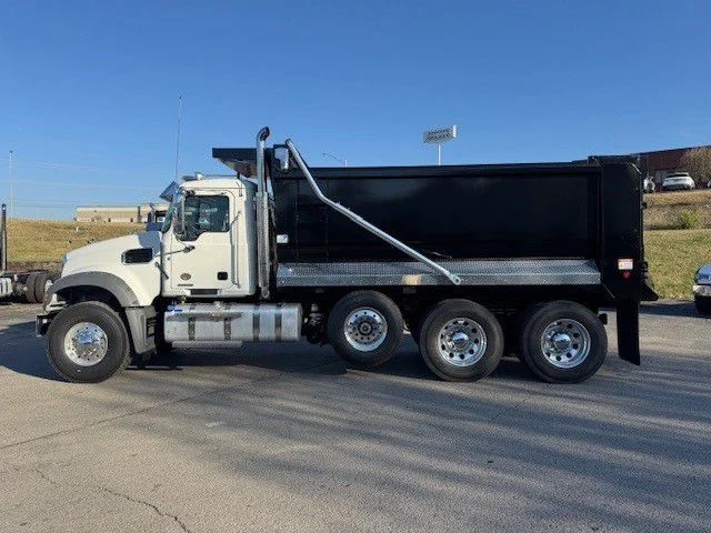 2026 Mack Granite - image 3