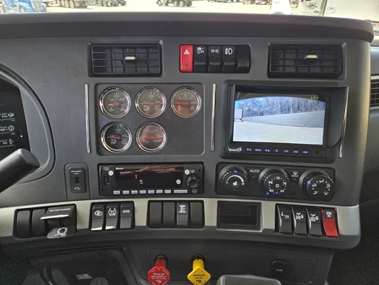 2027 Kenworth T880 in Knoxville, TN — photo 9