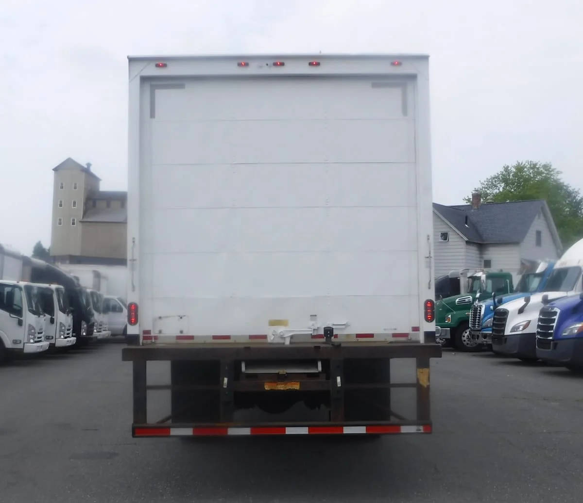 2018 International 4300 - image 5