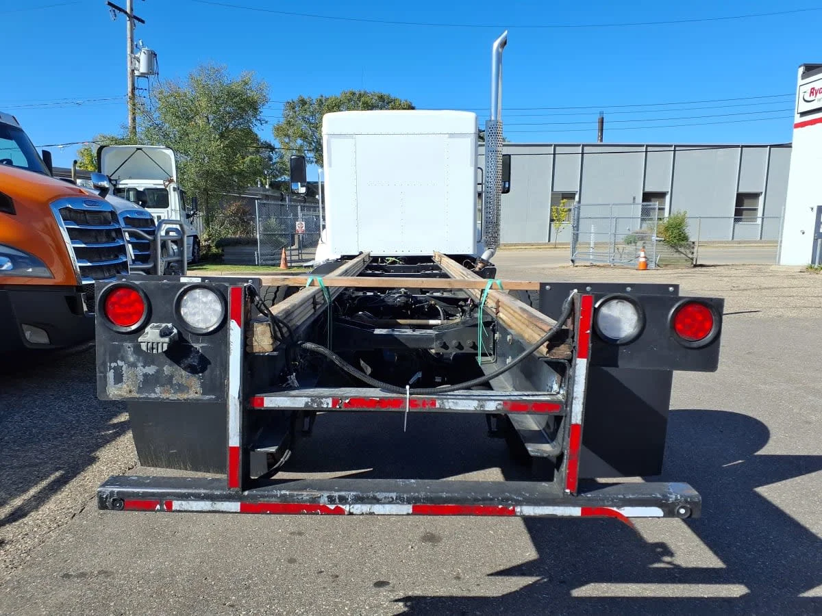 2020 Kenworth T370 - image 5