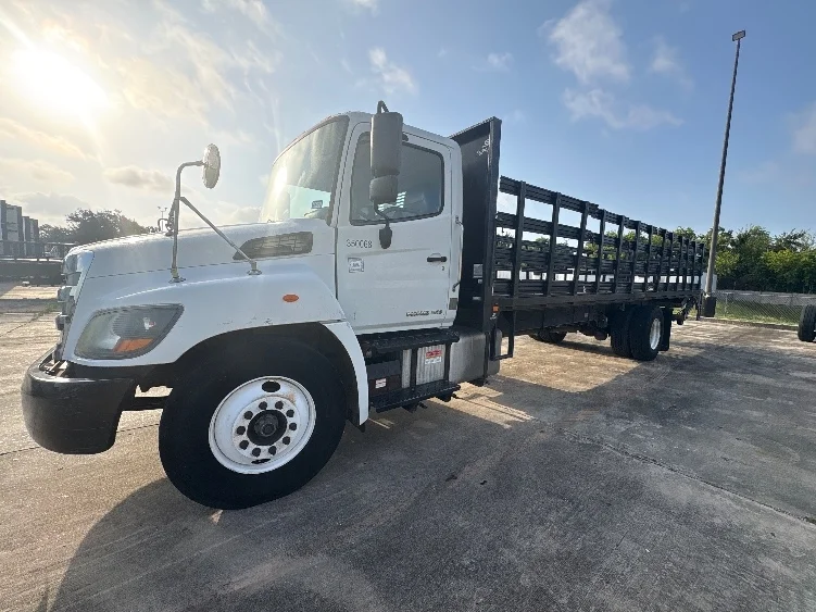 2020 Hino 268