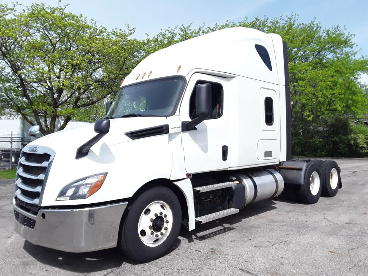2020 Freightliner Cascadia in Hilliard, OH