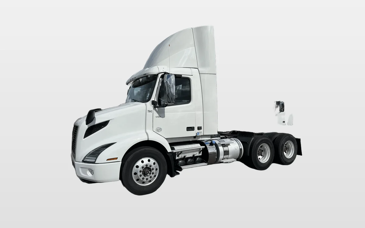 2019 Volvo - image 1