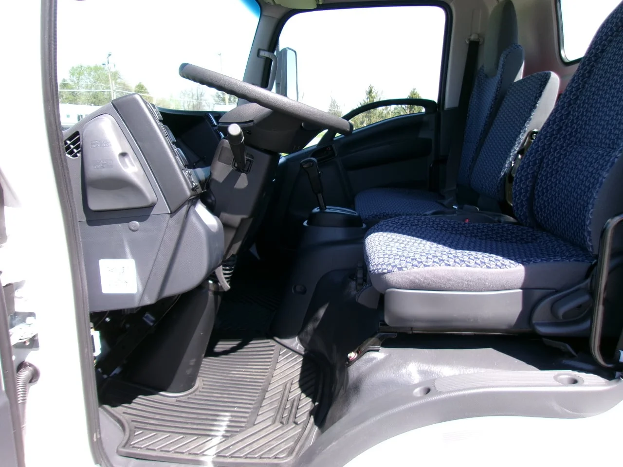 2026 Isuzu NRR in Muncie, IN — photo 3