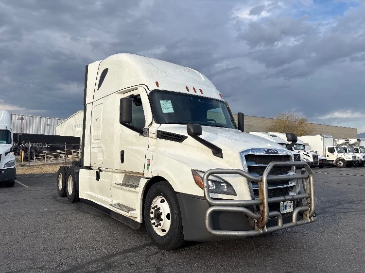 2024 Freightliner Cascadia