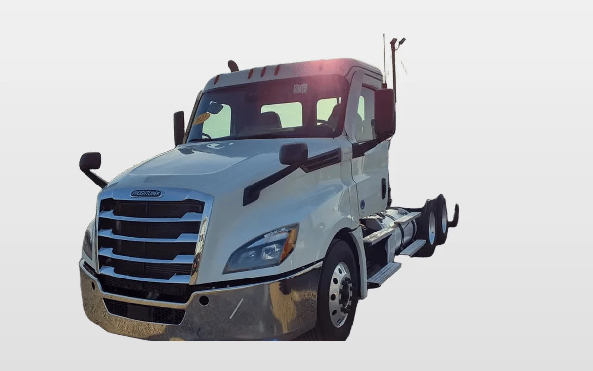 2021 Freightliner Cascadia - image 1