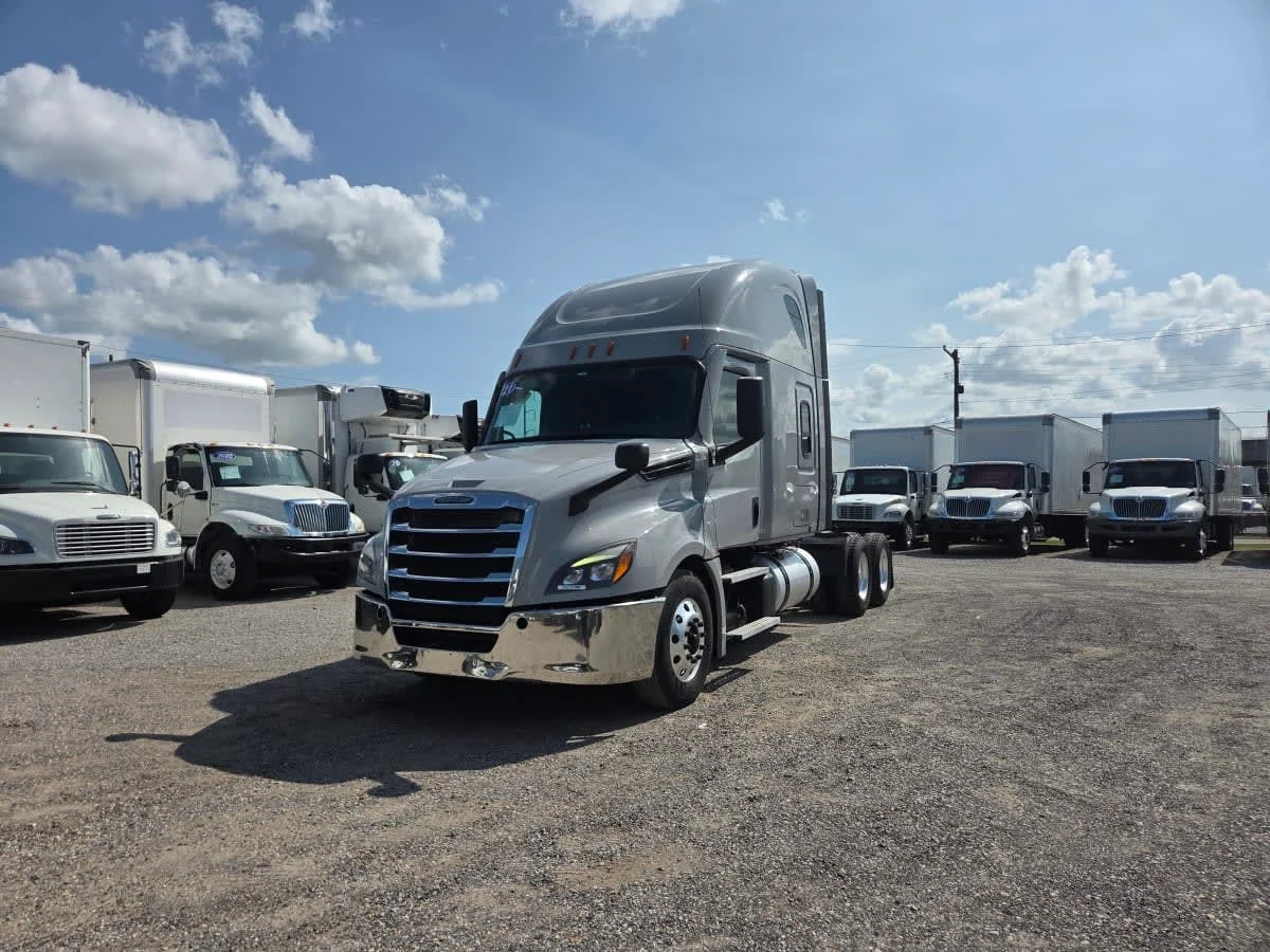 2021 Freightliner Cascadia
