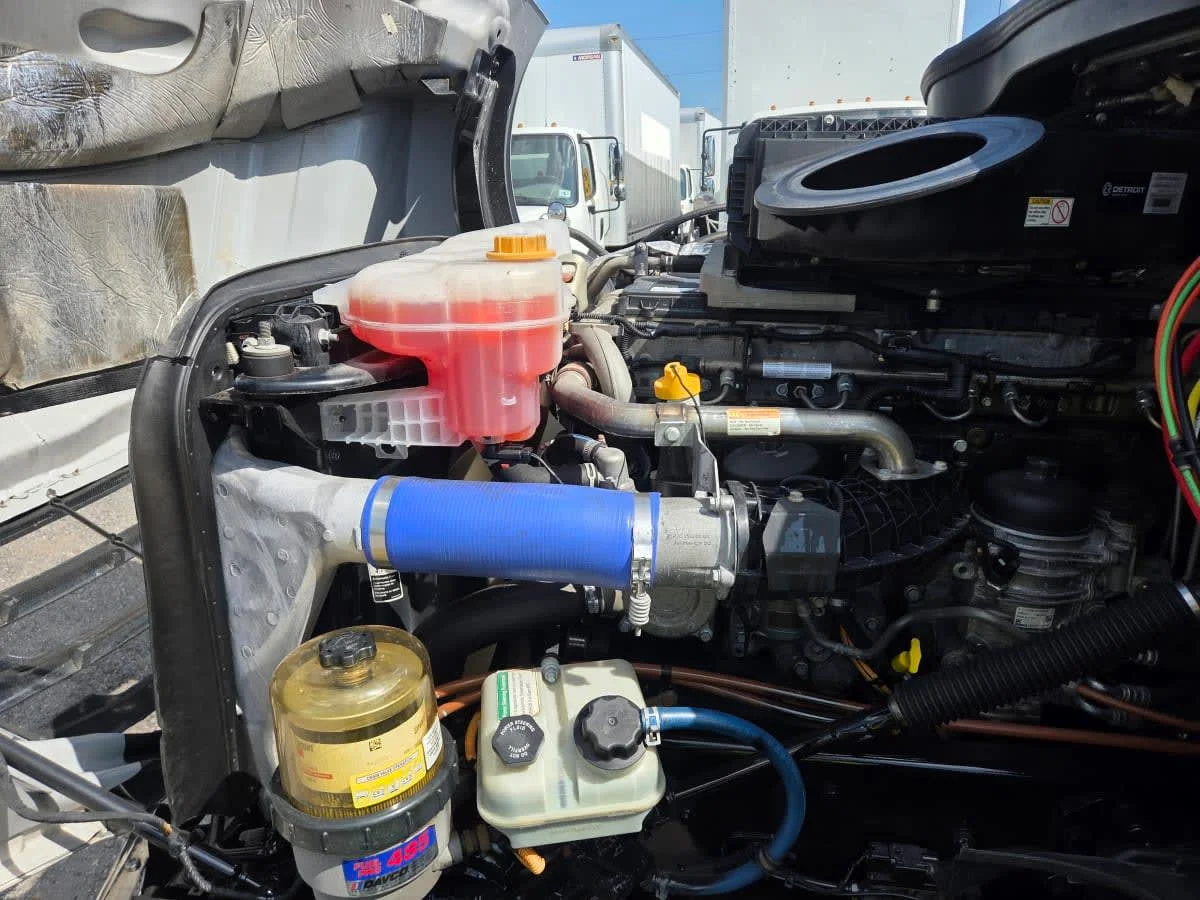 2021 Freightliner Cascadia in St. Rose, LA — photo 9