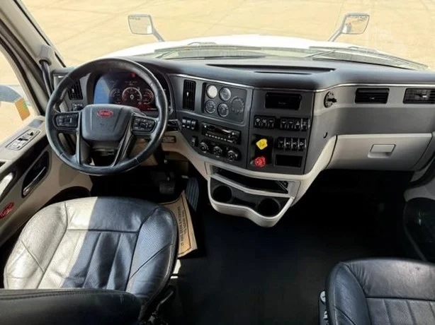 2024 Peterbilt 579 in Salt Lake City, UT — photo 14