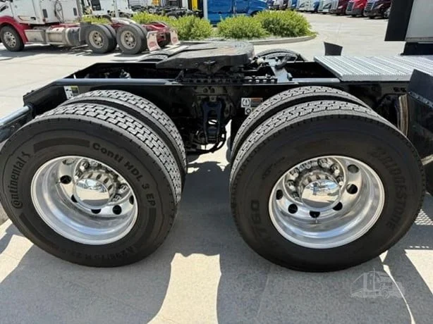 2024 Peterbilt 579 in Salt Lake City, UT — photo 5