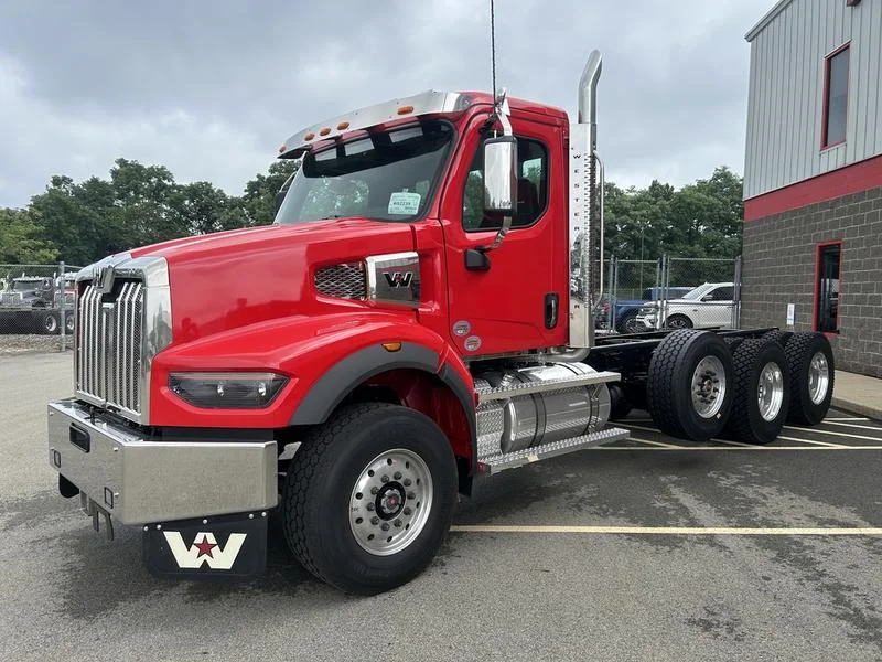 2026 Western Star 49X in Pittsburgh, PA — photo 9