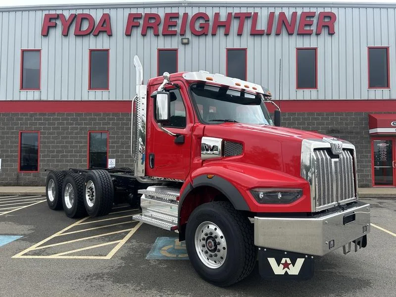 2026 Western Star 49X in Pittsburgh, PA — photo 2