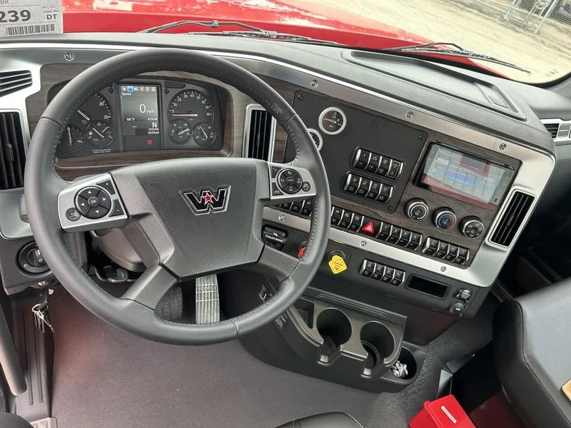 2026 Western Star 49X in Pittsburgh, PA — photo 12