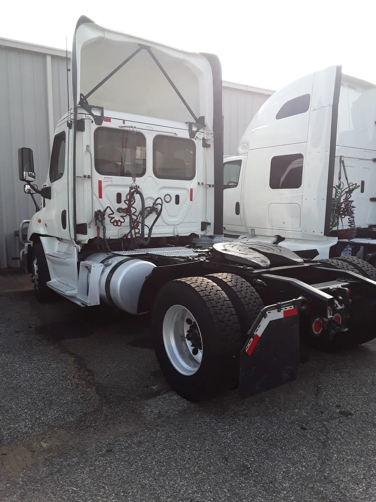 2018 Freightliner Cascadia in Memphis, TN — photo 6
