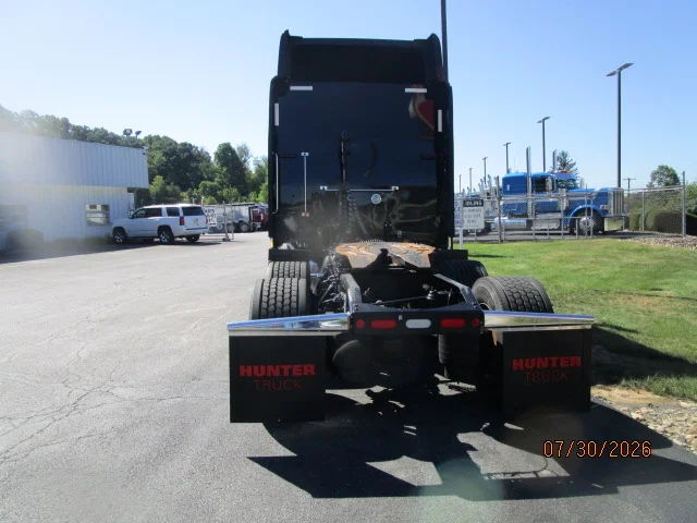 2022 Peterbilt in Butler, PA — photo 4