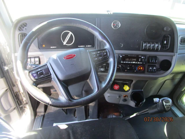 2022 Peterbilt in Butler, PA — photo 12