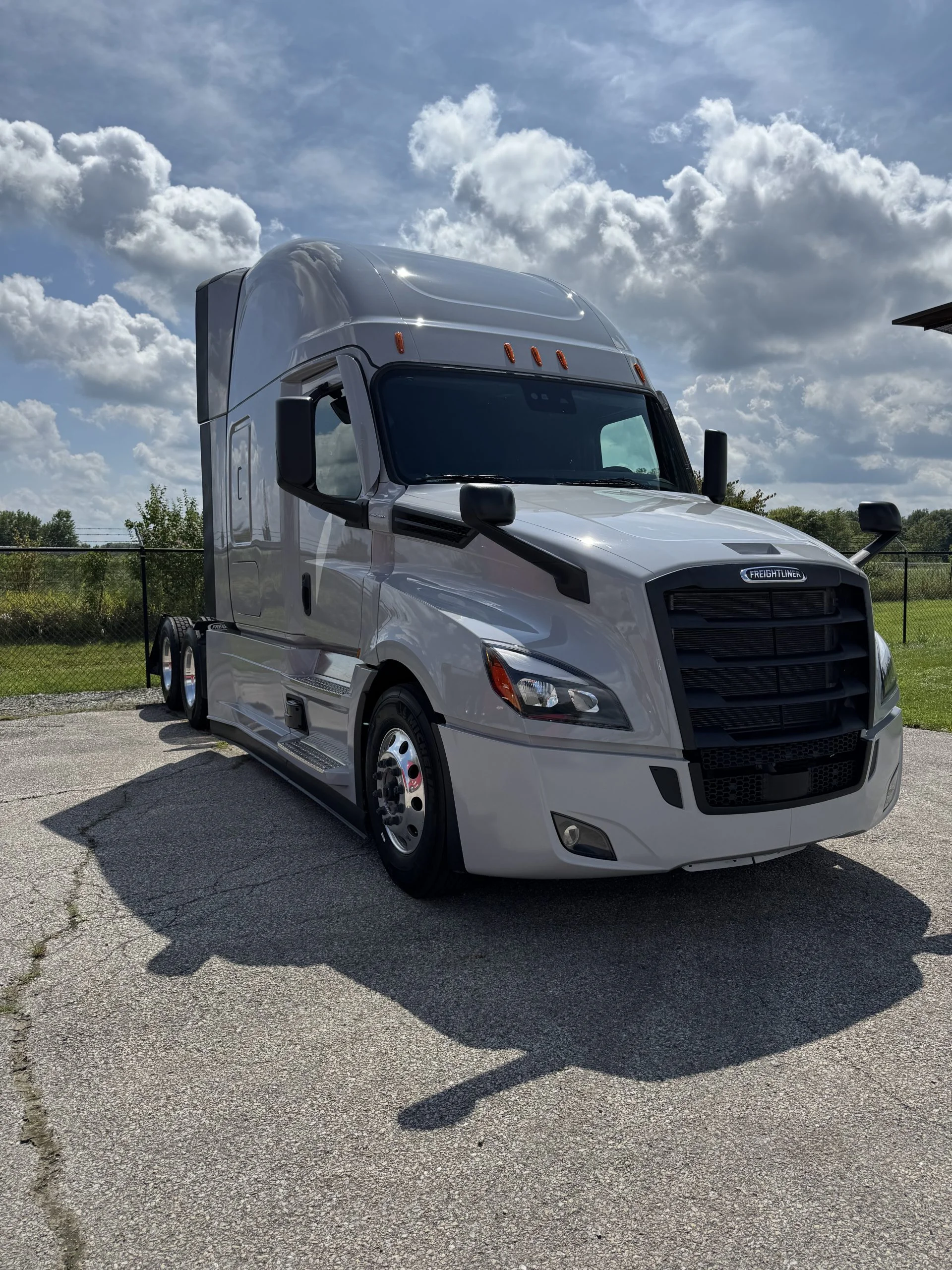 2026 Freightliner Cascadia in Anderson, IN — photo 3