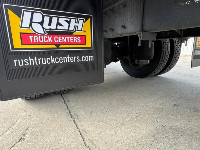 2020 Peterbilt 337 - image 11