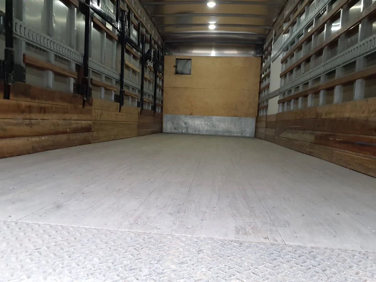 2020 Freightliner M2 106 - image 8