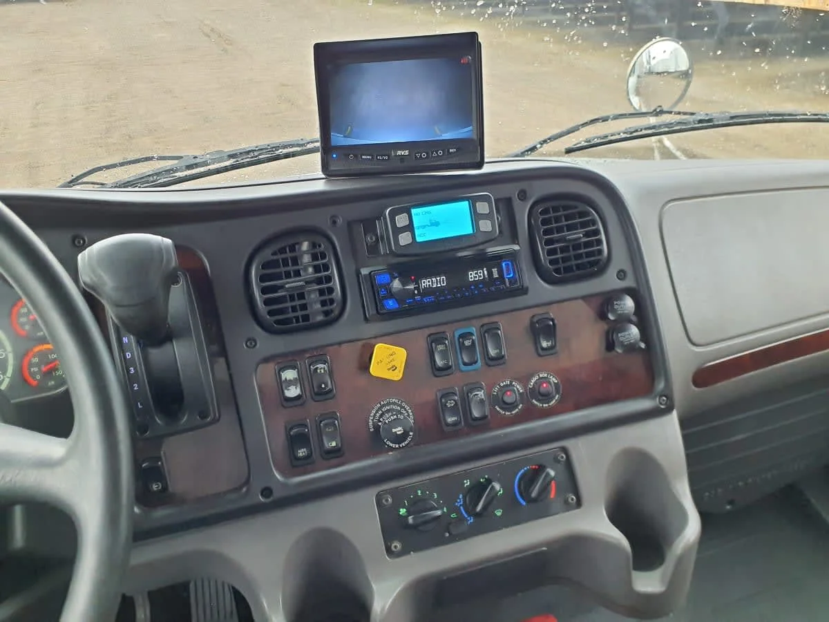 2020 Freightliner M2 106 - image 7