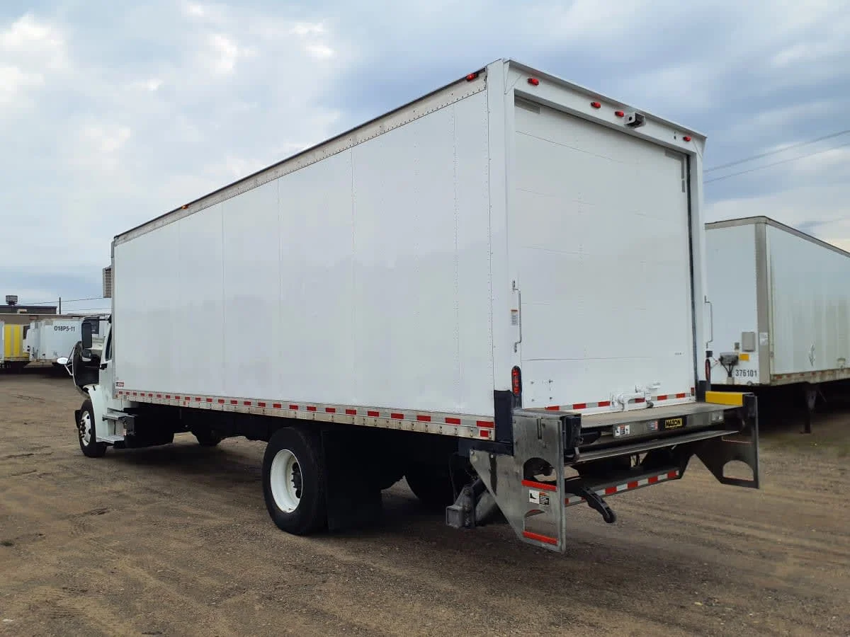 2020 Freightliner M2 106 - image 6