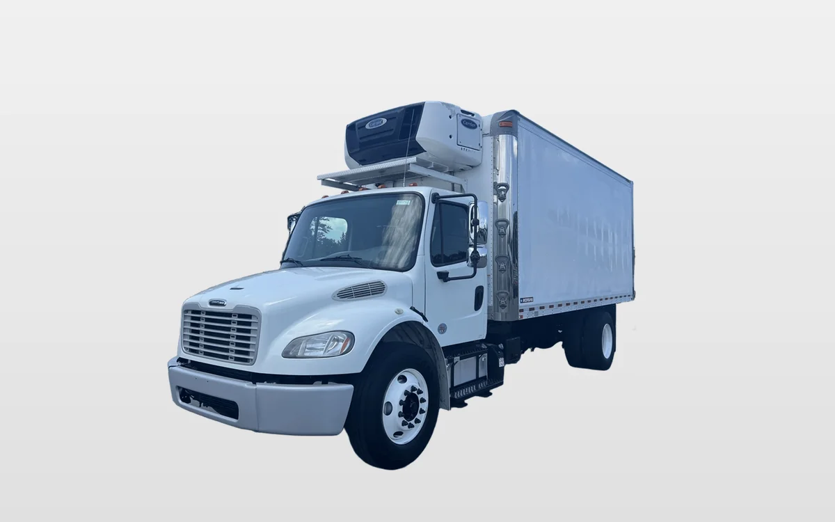 2018 Freightliner M2 106 - image 1